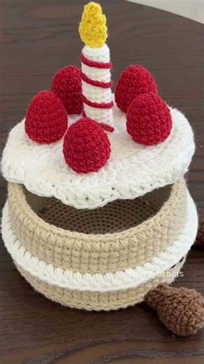 birthday cake that won’t expire 🎂✨ crochet makes it sweeter #CrochetCake#BirthdayCrochet