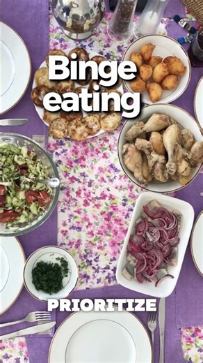 BINGE EATING #eatingdisorderrecovery #bingeeating #foodfreedom #bingeeatingdisorder #shortsfeed