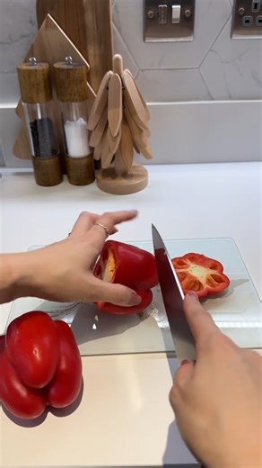 The food processor is the sous-chef you didn’t know you needed. #KitchenHelper #RussellHobbs #FoodProcessorMagic #EffortlessPrep | Russell Hobbs UK