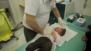 Amazing - This doctor helps sick childrens and babys. | Viral USA