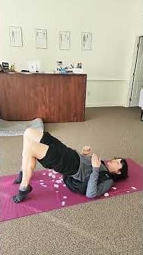 Glute bridge calf raises- lower leg/ankle stability for runners and dancers #kneepain #footpain