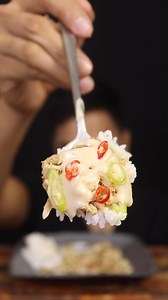 Sisig with Sisig Sauce #sisigsauce #asmr #mukbangasmr | Lonnso