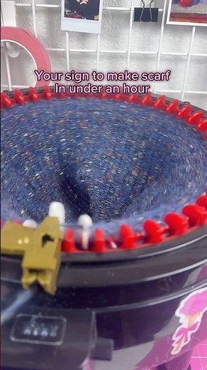 Making a scarf on my knitting machine #knitting #crochet