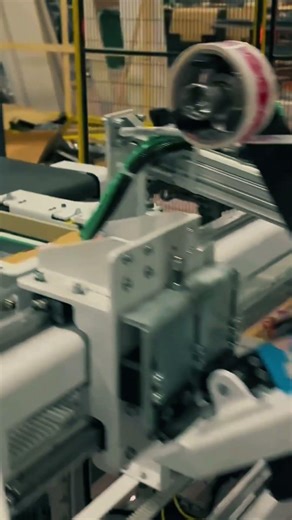 Efficient Furniture Packaging: 4 Boxes/Min with EDDA Packaging Machines