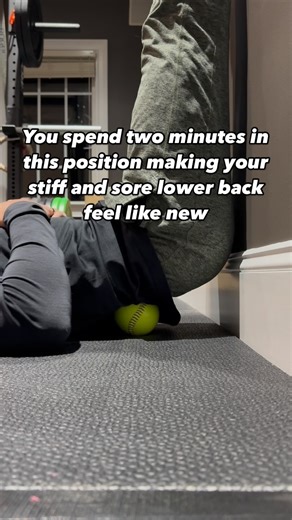 THE MUSCLE & MOBILITY MAKER on Instagram: "SELF MYOFASCIAL RELEASE 🥎 This is a great way to address tenderness in your QL muscle and the thoracolumbar fascia. Start with one hip to the wall and roll to your back, placing both legs directly up the wall together. Lift your hips from the floor and place a softball in the tissues just above your pelvis, off to the side of your spinal column, and below your rib cage. First of all, allow the ball to sink as deep as possible into the tissues. You may 