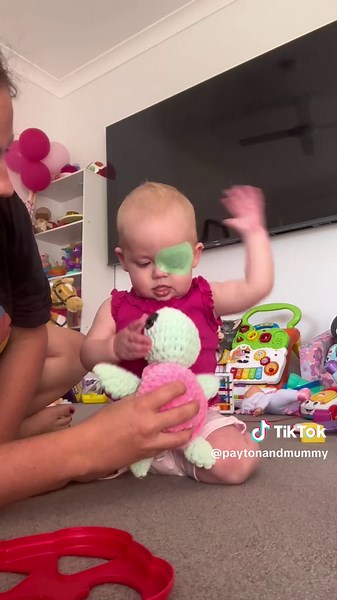 DAY 1 OF EYE PATCHING MY TODDLER UNTIL HER SURGERY ON JULY 5th A new series - WELCOME 🫶🏼 #congentialcataracts #cataractsurgery #eyepatching #eyepatch #eye