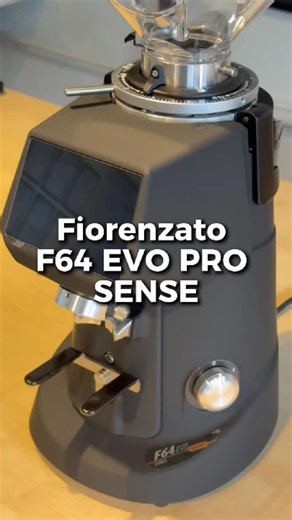 Stop wasting time on calibration and start focusing on flavour. ☕️✨ Why is the Fiorenzato F64 EVO PRO SENSE a game-changer for your café? Two words: PRO and SENSE. 🛠️ PRO: Forget the endless rotating of the collar. Access your burrs (mata pisau) for cleaning in seconds with the easy-open mechanism. ⚖️ SENSE: Most grinders use a timer, but we know time ≠ weight. Whether you go fine or coarse, the 'Sense' technology grinds by weight. Set your 18.0g on the screen and get exactly 18.0g every single