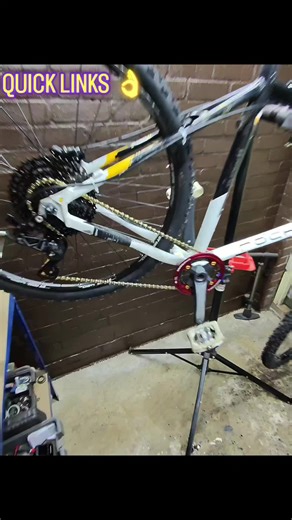 How to Clean and Remove a Bike Chain Effectively