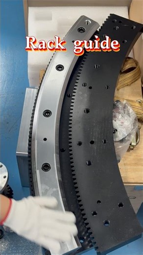 Conveyor line with circular guide rail, drive rail system, automation equipment #machine #conveyor