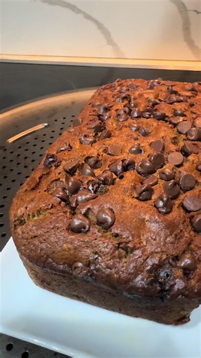 Banana Bread with Chocolate Chips Recipe