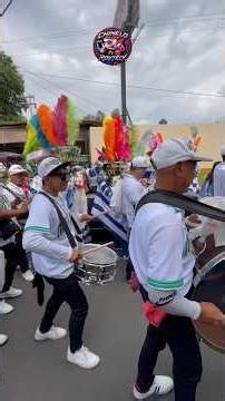 Así el brindo de chinelos en huipulco Tlalpan CDMX #chinelos #tradiciones #carnaval #banda#fly