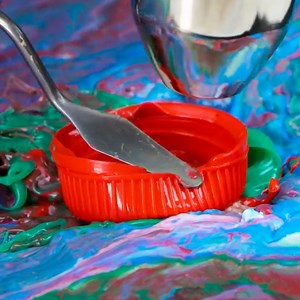 3M views · 11K reactions | The art of recycling: Using wasted plastic bottles to make various home essentials! | 5-Minute Crafts Family | Facebook