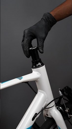 FRONTLINE 0 to 1 comes with additional spacers for handlebar height. Here is how you adjust it.