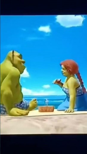 Shrek 2 beach kiss scene
