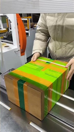 High-precision cardboard box packing, no jamming or tilting fullautomatictying Strapping machine