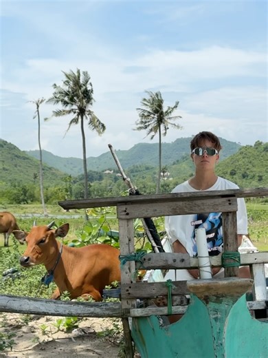 SKAI | Skaistė on Instagram: "exploring one more of 17K Indonesian islands.. new love - Lombok