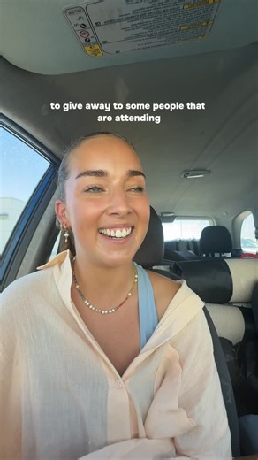 Amy Flows • Yoga | Creative Space on Instagram: "@lululemonausnz are supporting my event on sunday 😭😭😭 can you believe it because i really can’t!! a whole outfit of lulu + 10 product vouchers to give away to you guys 🥹 thank you to you all for supporting my classes & events the last few months, you’ve kept me so motivated to grow this community and getting an opportunity from Lululemon is just SO CRAZY a morning of self care by the beach ~ yoga, goal setting, herbal tea, ocean dips and skin 