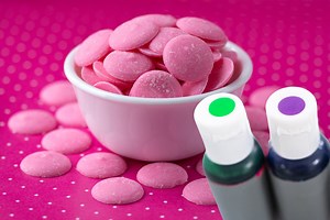 Can You Add Food Coloring To Candy Melts? Know-How - Cake Decorist