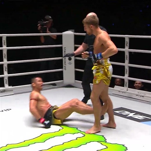 ULTIMATE COMBO 👌 Can Jonathan Haggerty drop Yuki Yoza at ONE SAMURAI 1?