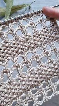 A beautiful combination of two knitting patterns.❤️🙋‍♀️