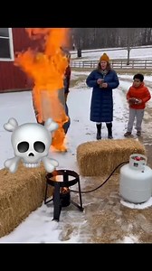 Deep Frying Turkey Gone Wrong 😂🤣 #facebook #instagram #x #tiktok #kentucky #thanksgiving #givethanks #turkey #toss #turkeytoss #holidays #wild #fyp #shorts #reels #views #like #funny #comedy #redneck #hillbilly #viral #meme #india #america #usa #strangerthings #bluegrass #foryou #country #baby #love | Kentucky Memes Co.