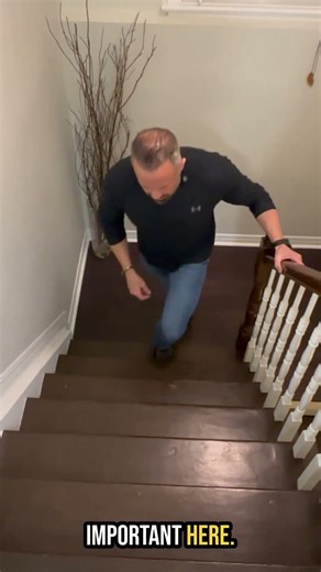 How Operators Move up Stairs Silently - How to Navigate and Climb Noisy Stairs!