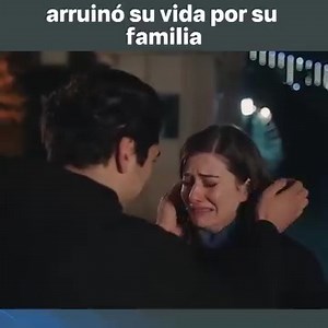 Suna no podía soportar no ser amada por su familia #SerieTurca #MertRamazanDemir #AfraSaraçoğlu | Mi Sol
