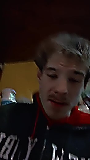 kékszemű zsivany (@szemtelen_flotas) videója, benne: eredeti hang - 𝐑𝐙𝐌𝐕𝐒 🎤