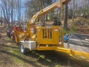 Bandit wood chipper 250xp 150hp. New Caterpillar engine. Complete rebuild. | eBay