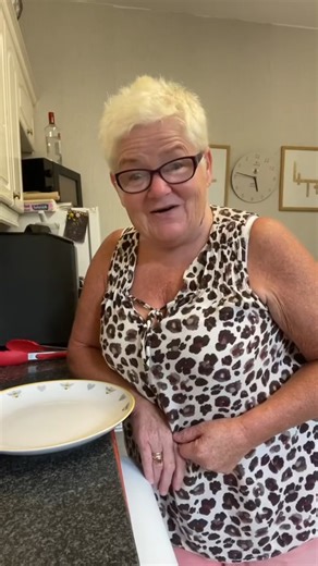 59K views · 704 reactions | Air Fryer Hotpot Magic!  #Hotpot #AirFryer | Nannabea Cooking | Facebook