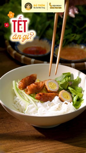 🧧 Gợi ý hơn 100 Món Ngon chuẩn bị cho Tết rộn ràng! Nếu vẫn đang tìm kiếm hương vị quê đúng vị tròn đầy, ngon lành cho cúng giỗ tất niên, mâm cúng ông táo hay đơn giản là dùng cho những bữa cơm đầu năm thì hãy ghé ngay Bà Tròn nhé! ⚡ Tặng ngay 01 Hũ Dưa Món (trị giá 70.000VNĐ) cho đơn hàng trên 1.5 triệu. ⚡ Tặng ngay 01 túi Nem Lụi Bọc Sả (trị giá 160.000VNĐ) cho đơn hàng trên 3 triệu. ⚡ Tặng ngày 01 Giỏ Quà Tết Mã An (trị giá 394.000VNĐ) cho đơn trên 5 triệu. ⚡ Tặng ngày 01 Giỏ Quà Tết Mã Thịn