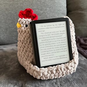Crochet Chicken Tablet Pillow Stand: Handmade Book Reader Cover - Etsy
