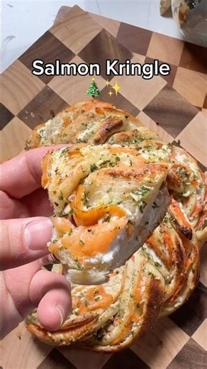 This Hot Honey Smoked Salmon Kringle Is Perfect for Hosting #recipe #shorts #salmonrecipes