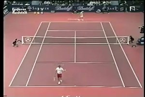 679 reactions · 1.2K shares | Anno di grazia 2002. Basilea, Svizzera. Roger Federer ed Andy Roddick danno vita ad uno dei più bei game mai giocati. Che si apre con un colpo ASSURDO di RE ROGER. Roddick, stupito, getta la racchetta e va celebrare l'avversario. Poi lo show continua. BELLISSIMO. | Momenti di Sport | Facebook