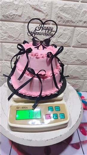 1/2 kg ka two tair cake banana tha ban gaya 700gm ka cake#basketcake#twotrees#cake#cakedecorating