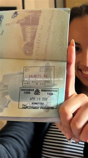 what an amazing year i had🥹🤍 thank you Jesus! #visionboard #2025 #recap #fypシ #viral