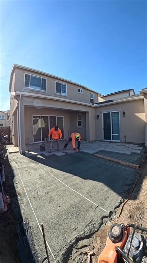 Watch this backyard come to life — one paver at a time. From excavation to the final sweep, this time-lapse shows our crew transforming a blank space into a clean, durable, and perfectly leveled paver patio. Precision cuts, compact base, sharp edges — everything done the right way. If you’ve been thinking about upgrading your outdoor space, this is your sign. 👇✨ #PaverInstallation #Pavers #Hardscape #Hardscaping #BackyardMakeover #OutdoorLiving #LandscapeDesign #ConstructionTimeLapse #TimeLapse