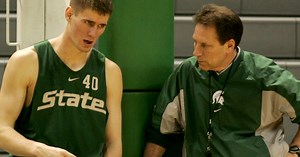 Tom Izzo 'ticked off' at former player Paul Davis for comments that led to ejection in Michigan State win over Southern Cal