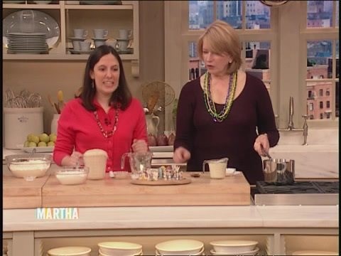 47K views · 251 reactions | In this video from the archive, Martha Stewart learns the history of the New Orleans king cake and starts the dough with king cake expert Lenora Costa. https://trib.al/5J20LGF | Martha Stewart | Facebook