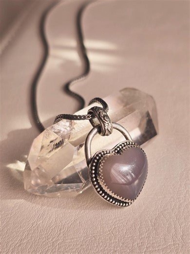 Agate Heart Pendant Necklace - Etsy