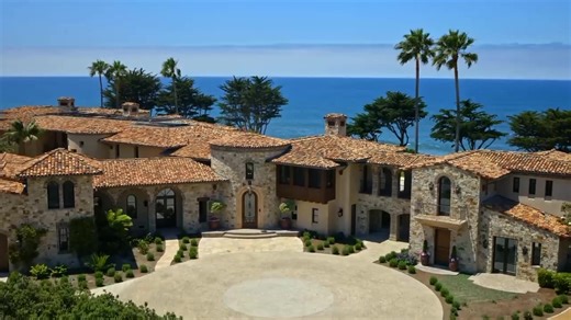 Exploring a Millionaire Mansion in California