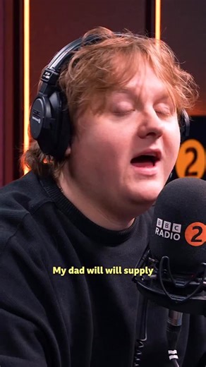 Fresh fish for everyone… I guess 😅 Lewis Capaldi on Breakfast | Listen on BBC Sounds ✨ | BBC Radio 2