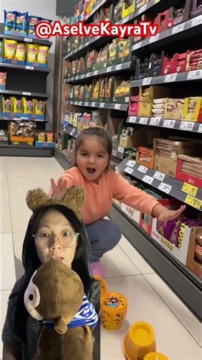 Stacking clay in the mall, caught falling‼️😭😱😫@AselveKayraTv