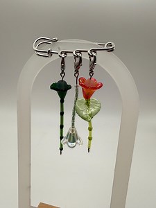 Tri-flower Safety Pin: Beaded Accessory, Varying Colors and Styles - Etsy