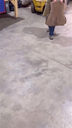 6.9K views · 33K reactions | This was a fun table to build, from the design layout to the final photo session. I’m thankful to my American friends for all of their support.  | Dust & Wood | Facebook