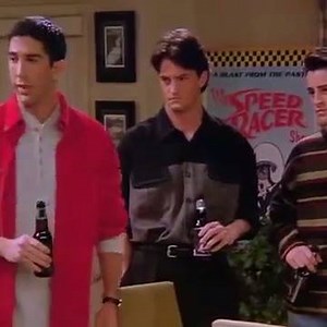 1.7M views · 115 reactions | made me go back and listen to the entire song all over again <3 FRIENDS (TV Show) | BuzzFeed India | Facebook