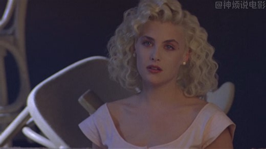 为艺术献身的女星——80年代女神 雪琳·芬 Sherilyn Fenn 生涯6部