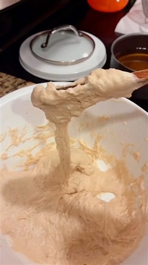 How to make the perfect beignet dough that melt in your mouth.