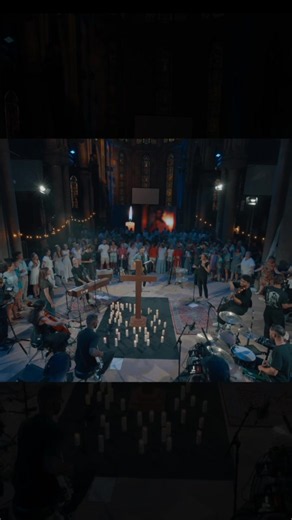 Louange et adoration : prières et chants chrétiens