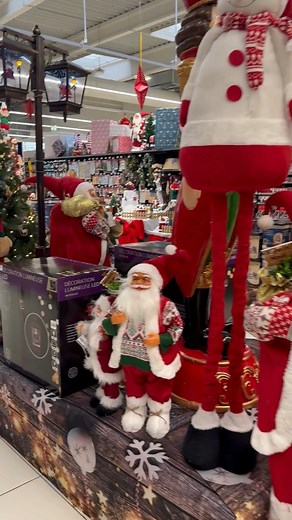 87K views · 823 reactions | ✨ Les premières décorations de Noël sont arrivées dans votre centre E.Leclerc Chartres Barjouville ! ❄️ Un avant-goût de la magie des fêtes… restez connectés, de nouvelles merveilles arrivent très bientôt !  #NoëlLeclerc #DécorationsDeNoël #MagieDeNoël #ToutLeMondeAimeLeclerc | Leclerc Chartres | Facebook